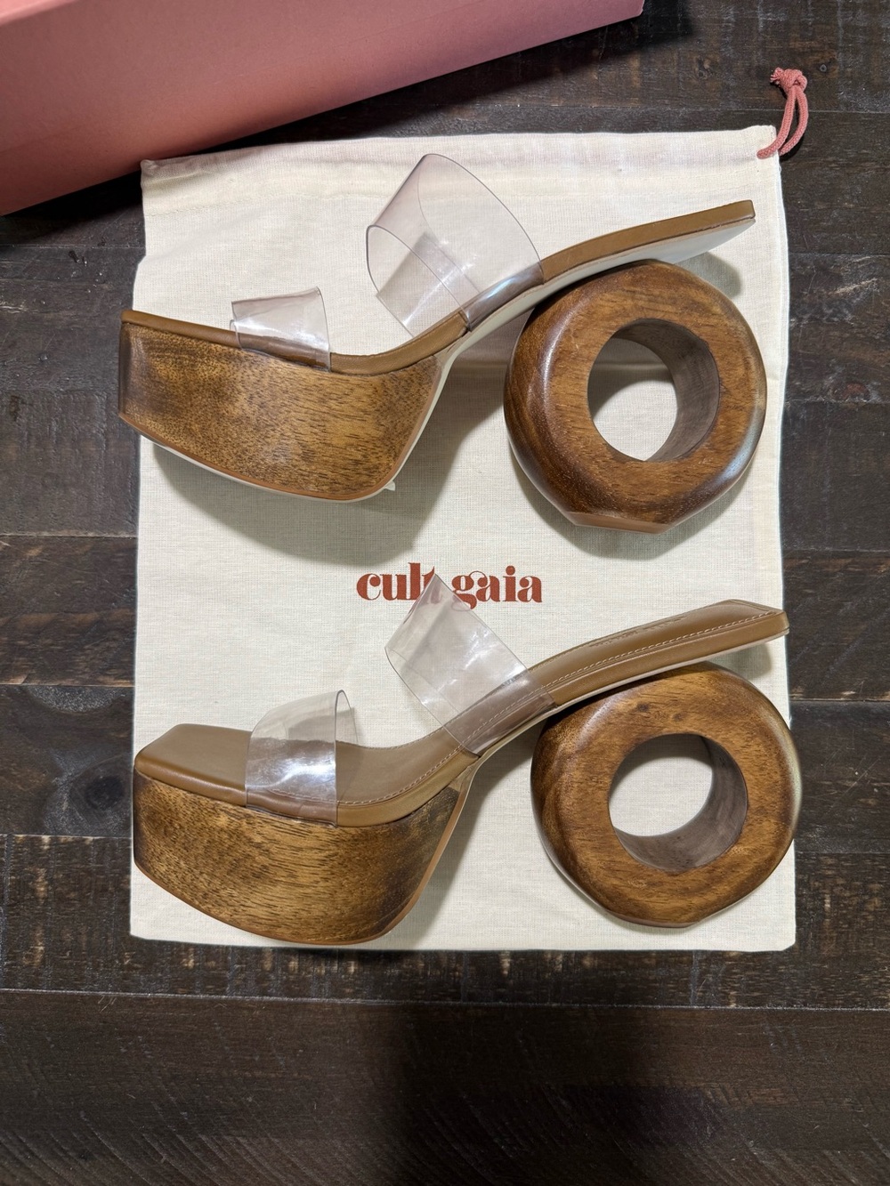 NIB Cult Gaia Remi Clear Wood Circle Platform Sandals Sz 38 EU Summer Resort - Picture 3 of 16